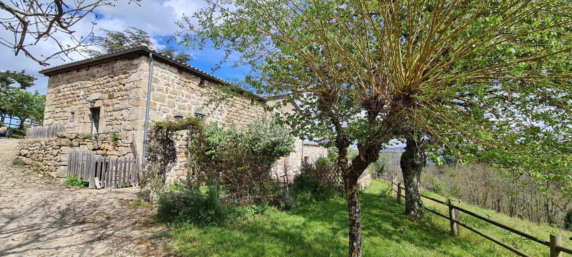 Gites Domaine De Silhac Ardeche Exterior photo